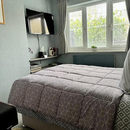 Woodbriar Bed & Breakfast Penmaenmawr Luaran gambar