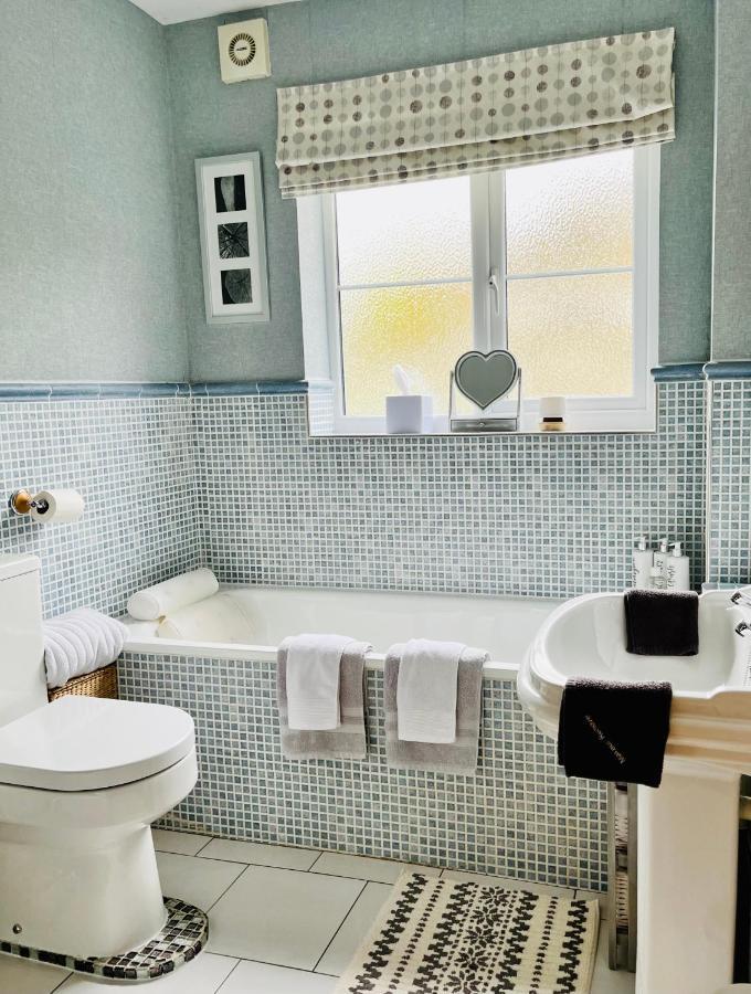 Woodbriar Bed & Breakfast Penmaenmawr Luaran gambar